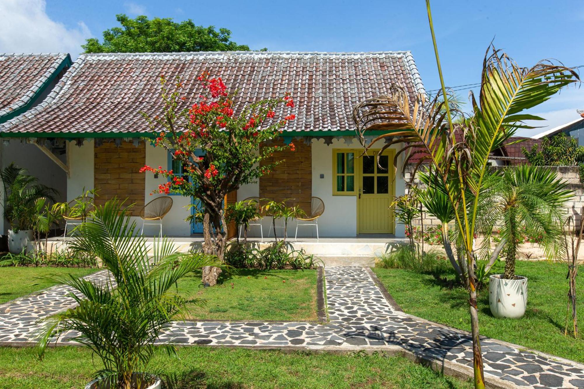 La Roja Taman liburan
